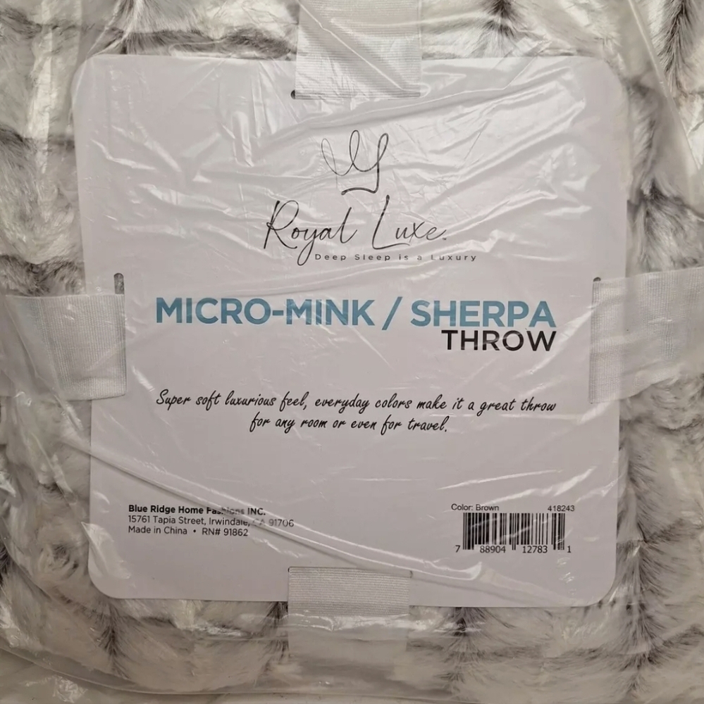 NWT Royal Luxe Micro Mink Sherpa Reversible throw blanket brown 50x60 - Picture 7 of 7